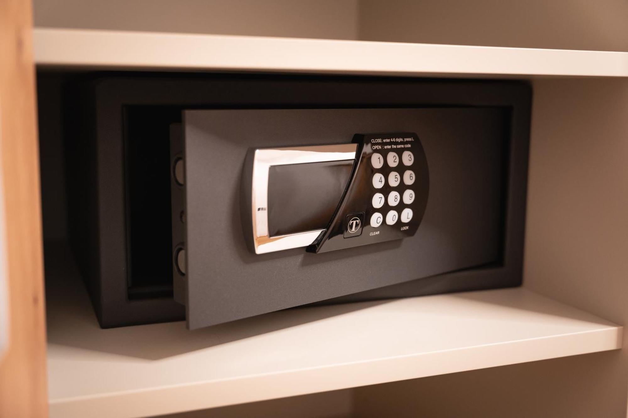 Self Service Hotel Schnalser Hof Naturns Exterior foto